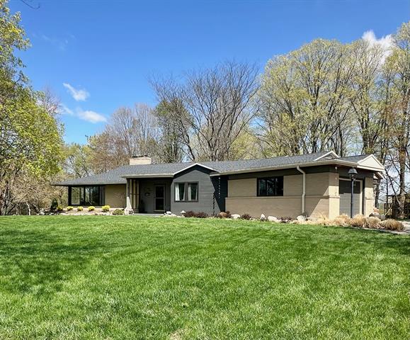 front view picture of 811 Winter Avenue, Big Rapids, MI. 49307