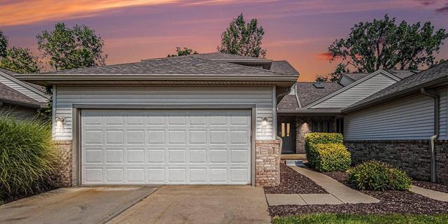 front view picture of 442 Cottonwood Lane, Saline, MI. 48176