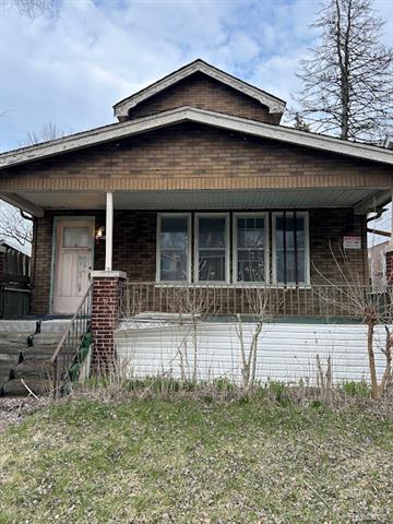 front view picture of 17164 Barlow Street, Detroit, MI. 48205