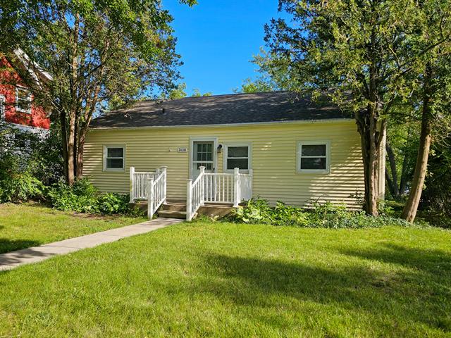 front view picture of 1408 Harpst Street, Ann Arbor, MI. 48104
