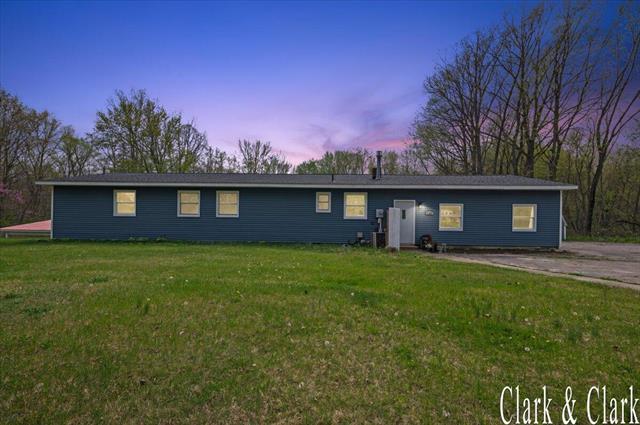 front view picture of 1201 Kay Street, Otsego, MI. 49078