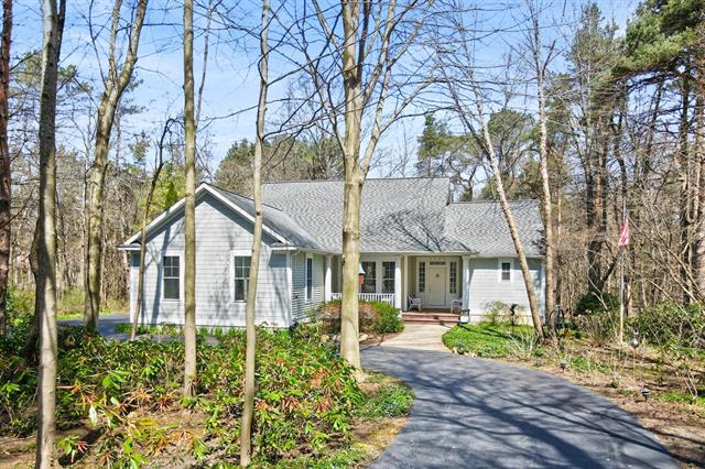 front view picture of 2700 Deep Forest Way, Fennville, MI. 49408