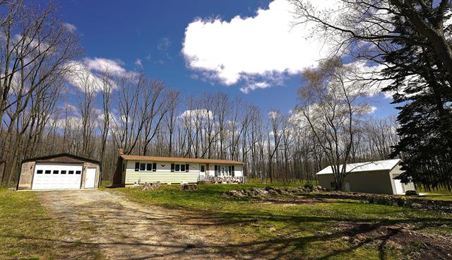 front view picture of 3471 W 56Th Street, Fremont, MI. 49412