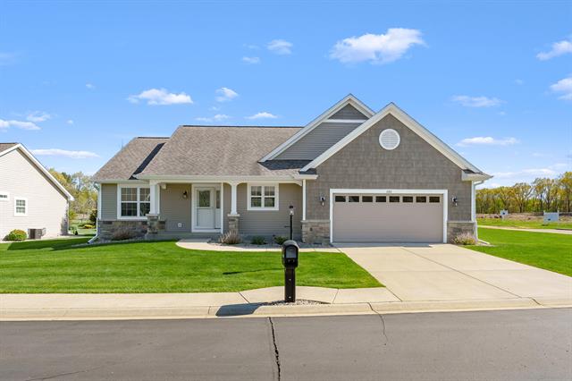 front view picture of 1082 Gulf Breeze Road, Portage, MI. 49002