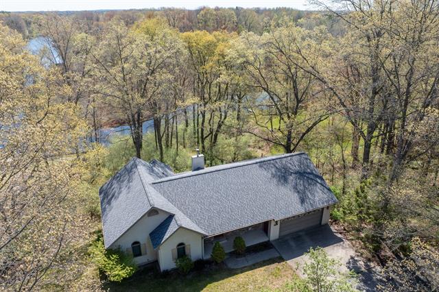 front view picture of 11021 Heather Lane, Stanwood, MI. 49346