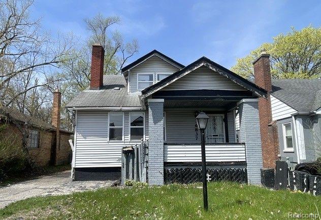 front view picture of 16837 Winthrop Street, Detroit, MI. 48235