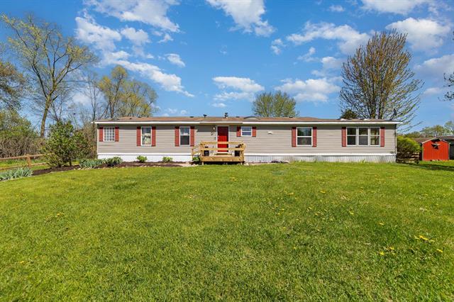 front view picture of 10946 N Rich Road, Alma, MI. 48801
