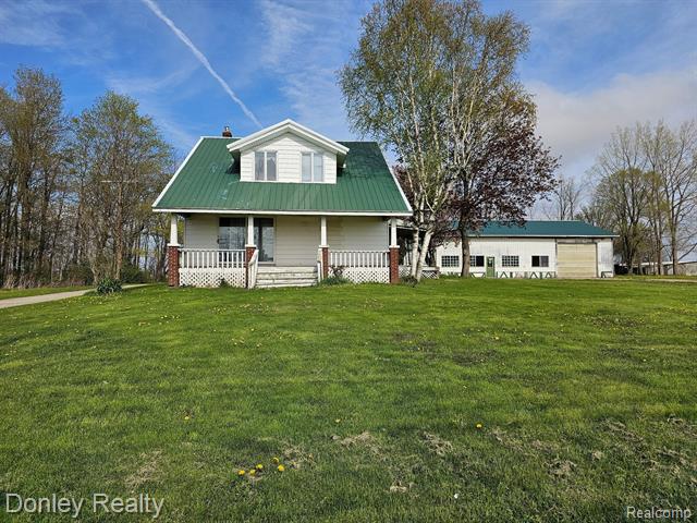 front view picture of 2445 S Van Dyke Road, Marlette, MI. 48453