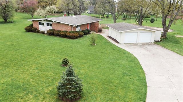 front view picture of 5009 John Holmes Road, Ann Arbor, MI. 48103