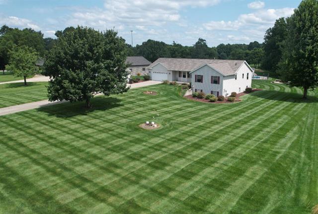 front view picture of 5708 Ravine Drive, Middleville, MI. 49333