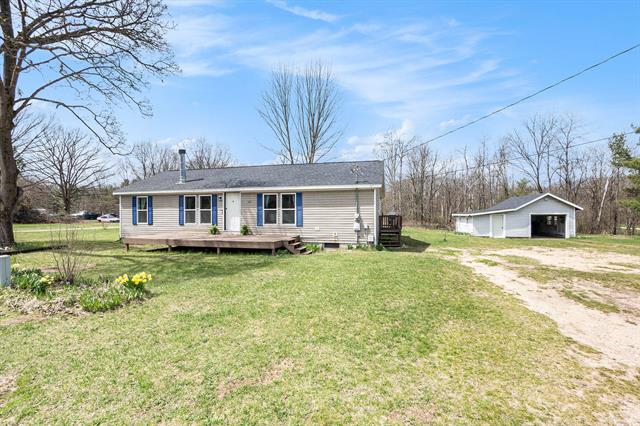 front view picture of 1769 Maggie Street, Fountain, MI. 49410