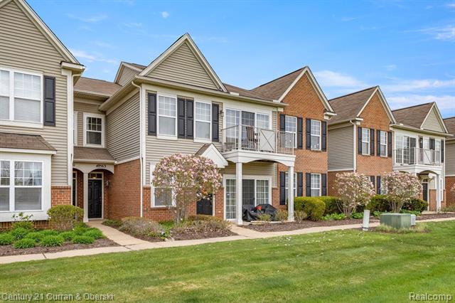 front view picture of 40563 Blythefield Lane, Canton, MI. 48188
