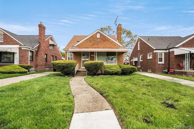 front view picture of 14031 Collingham Drive, Detroit, MI. 48205