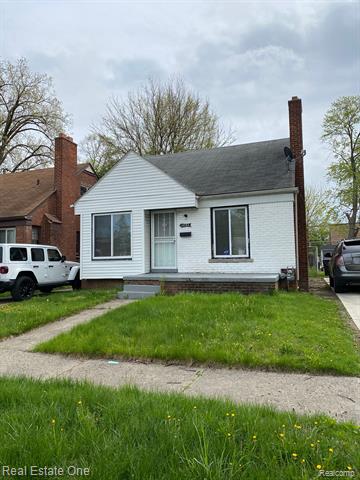 front view picture of 19784 Mansfield Street, Detroit, MI. 48235