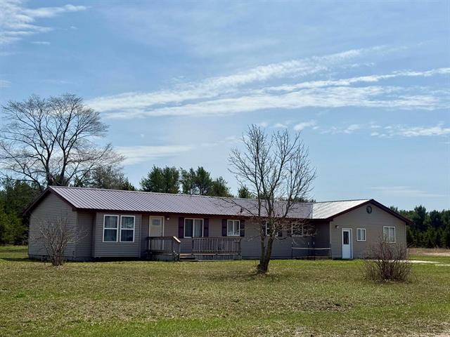 front view picture of 5156 Kellie Street, Mesick, MI. 49668