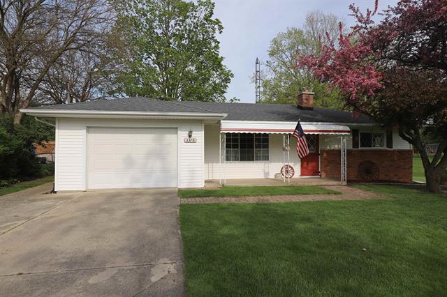 front view picture of 3378 N Elms Road, Flushing, MI. 48433