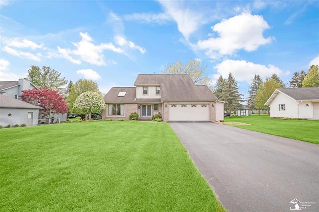 front view picture of 4419 Evergreen Drive, Adrian, MI. 49221