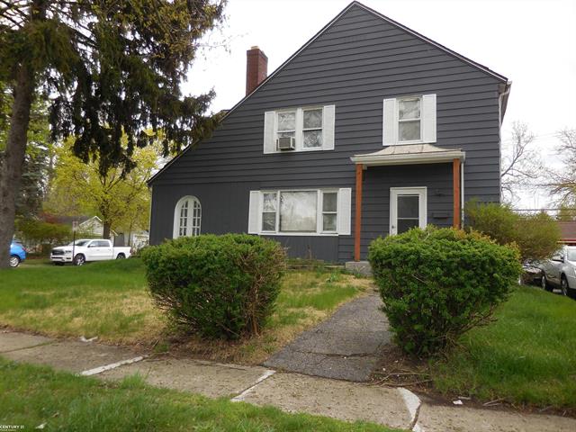 front view picture of 890 Spence Street, Pontiac, MI. 48340