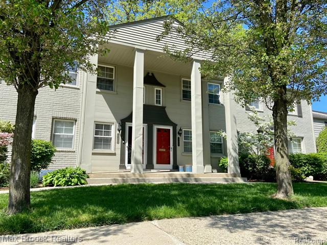 front view picture of 730 Graefield Ct. Court, Birmingham, MI. 48009