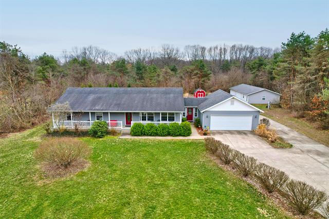 front view picture of 2688 White Street, Niles, MI. 49120