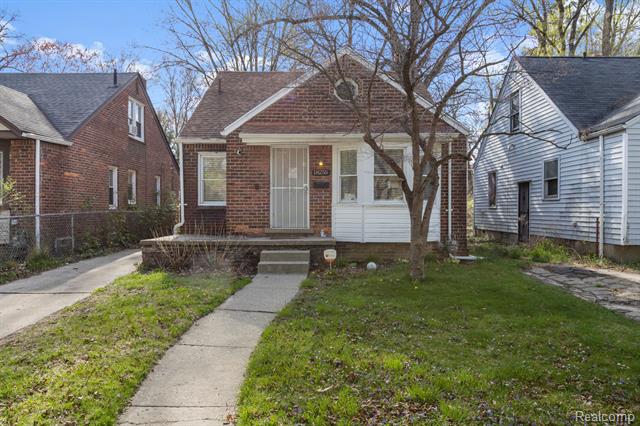 front view picture of 18255 Patton Street, Detroit, MI. 48219