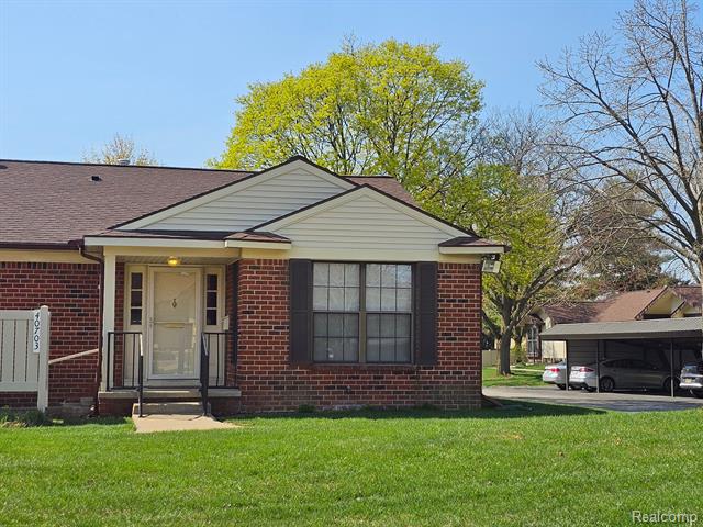 front view picture of 40703 Newport Dr, Plymouth, MI. 48170