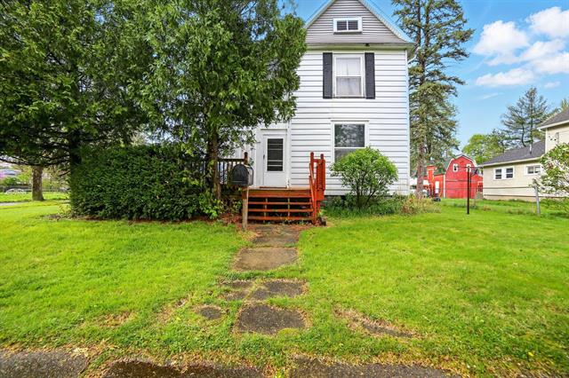 front view picture of 505 E Grand Street, Hastings, MI. 49058