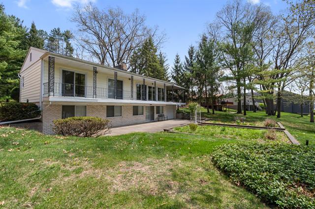 front view picture of 11253 Pinewood Drive, Jerome, MI. 49249