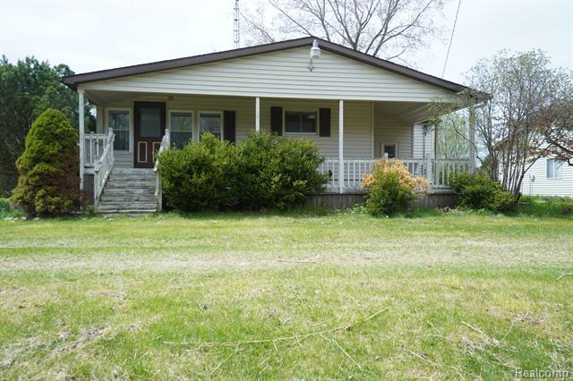 front view picture of 6294 Millington Road, Millington, MI. 48746