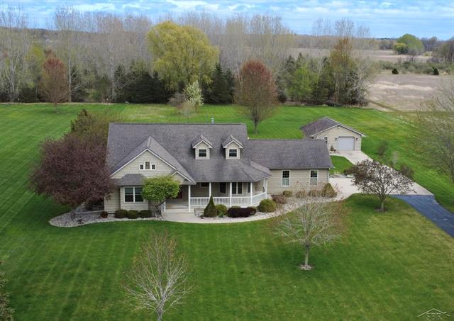 front view picture of 2808 N Thomas Road, Saginaw, MI. 48609