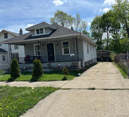 front view picture of 752 E Philadelphia Boulevard, Flint, MI. 48505