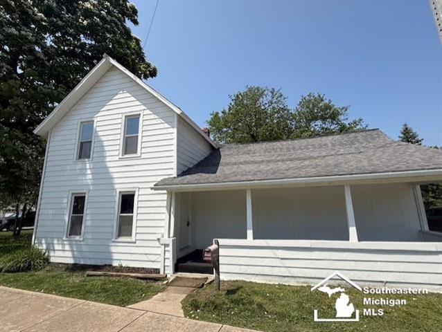 front view picture of 439 E Monroe Street, Dundee, MI. 48131