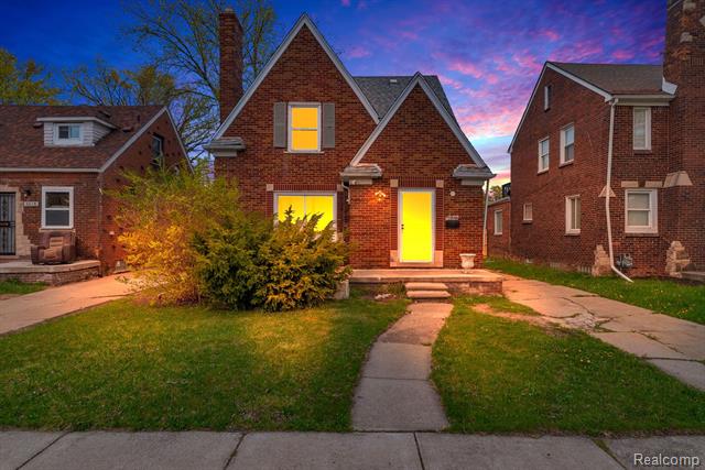 front view picture of 5210 Bedford Street, Detroit, MI. 48224