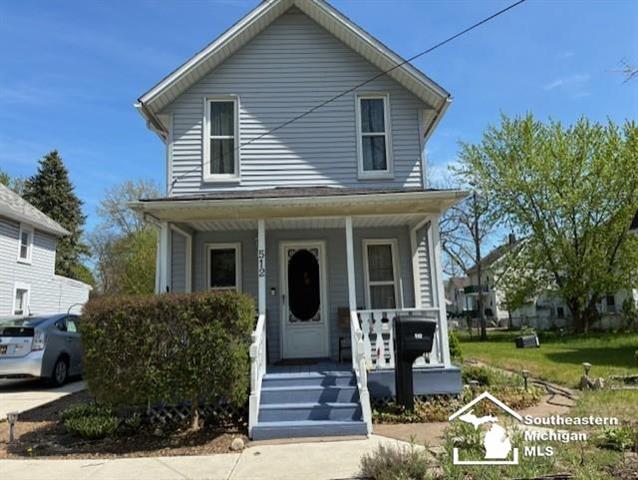 front view picture of 512 N Macomb Street, Monroe, MI. 48162
