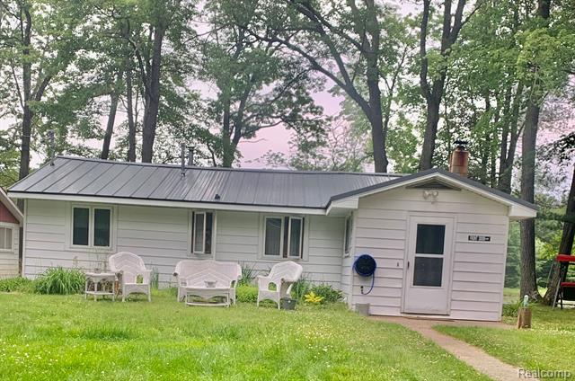 front view picture of 3356 Strand Avenue, West Branch, MI. 48661