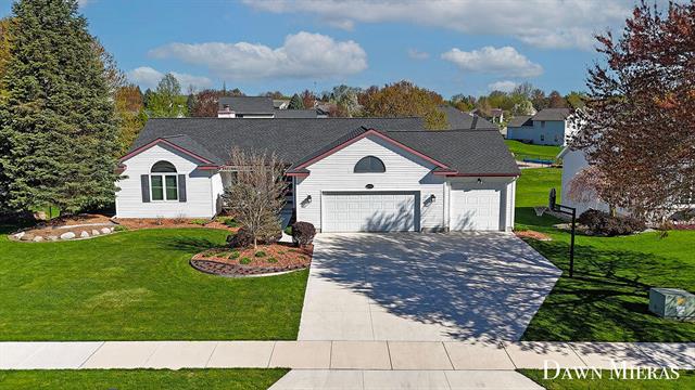 front view picture of 4463 Creek View Drive, Hudsonville, MI. 49426