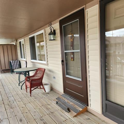 front view picture of 139 Hanover Street, Marine City, MI. 48039