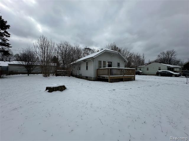 front view picture of 3018 Dakota Avenue, Flint, MI. 48506