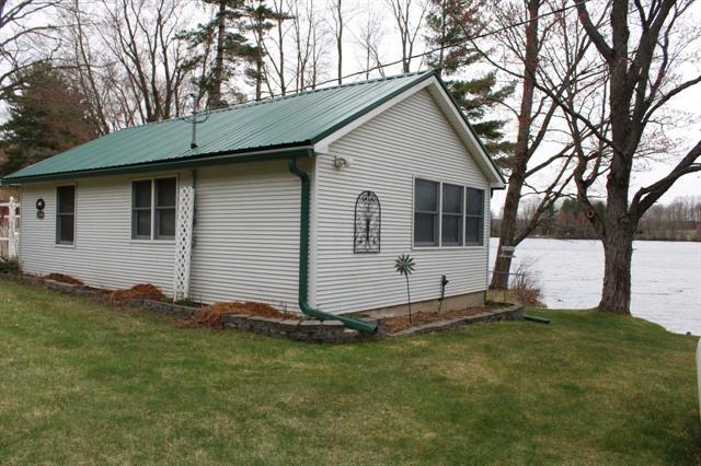 front view picture of 2689 Sw Ingersoll Road, Fife Lake, MI. 49633