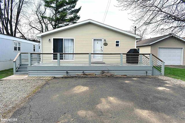 front view picture of 6558 River Street, Caseville, MI. 48725