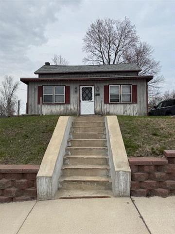 front view picture of 314 W Main, Whitehall, MI. 49461