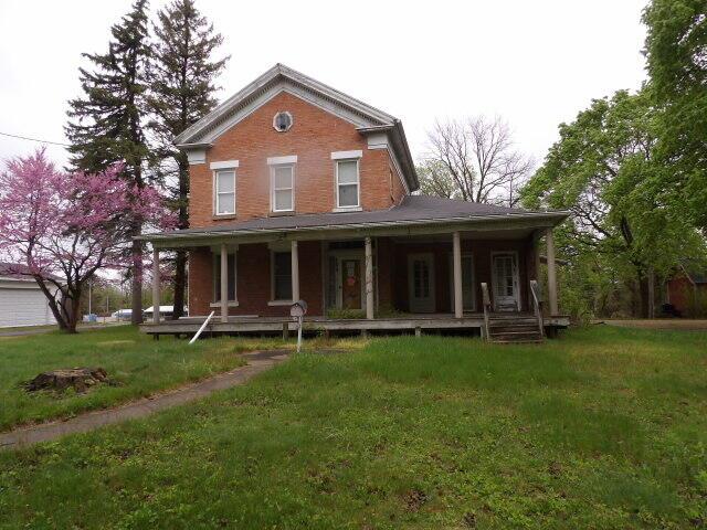 front view picture of 760 W Goguac Street W, Battle Creek, MI. 49015