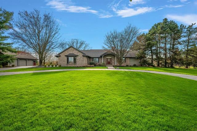 front view picture of 9707 Meadow Valley Se, Caledonia, MI. 49316