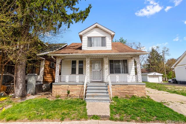 front view picture of 17428 Goddard Street, Hamtramck, MI. 48212