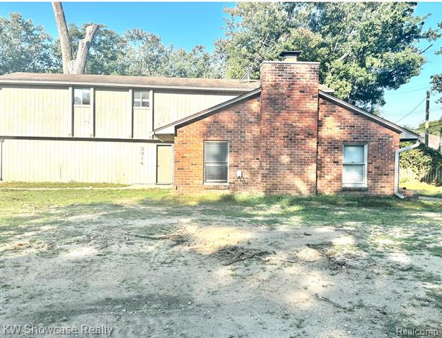 front view picture of 3314 Fieldview Ave, West Bloomfield, MI. 48324