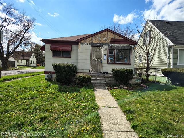 front view picture of 18401 Justine Street, Detroit, MI. 48234