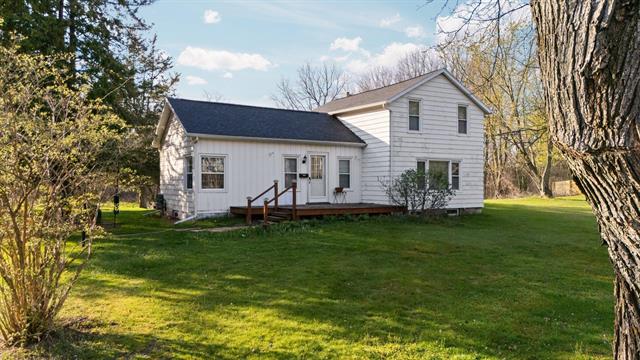 front view picture of 19000 W Old Us Hwy 12, Chelsea, MI. 48118