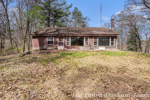 front view picture of 1092 54Th Street Street, Fennville, MI. 49408