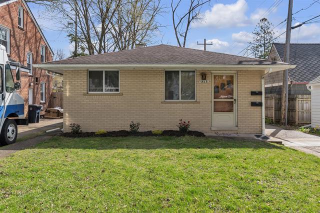 front view picture of 1615 Ferndale Place, Ann Arbor, MI. 48104