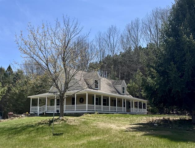 front view picture of 3720 N 44Th Avenue, Mears, MI. 49436